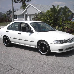 1998 nissan sentra photo