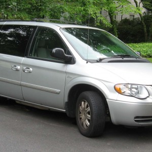 2001 chrysler town-and-country photo