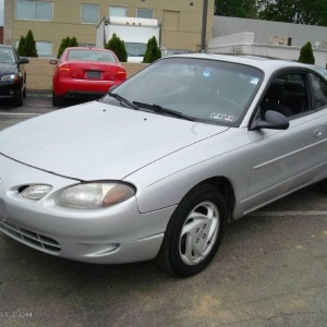 2001 ford zx2 photo