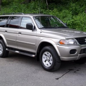 2002 mitsubishi montero-sport photo