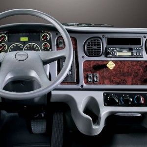 2003 freightliner m2 photo