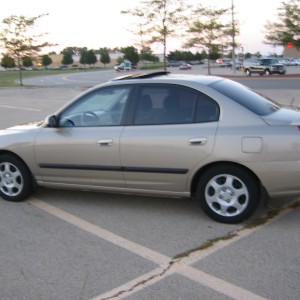 2003 hyundai elantra photo