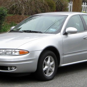 2003 oldsmobile aurora photo