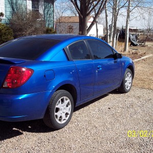 2004 saturn ion-2 photo