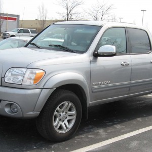 2004 toyota tundra photo