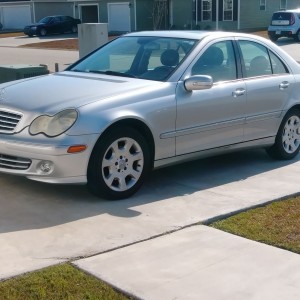 2005 mercedes-benz c-class photo