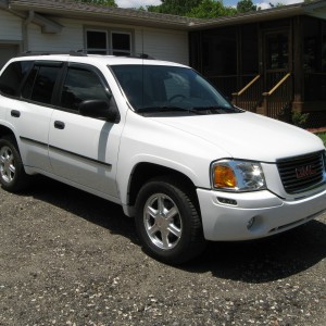 2008 gmc envoy photo