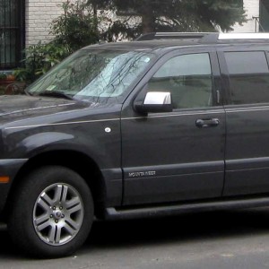 2008 mercury mountaineer photo