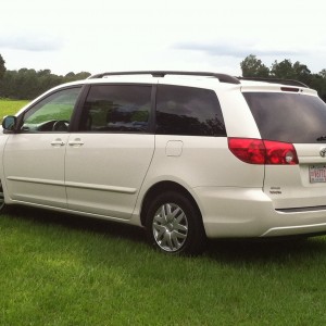 2008 toyota sienna photo