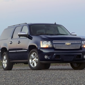 2010 chevrolet suburban photo