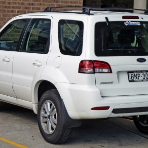 2010 ford explorer photo
