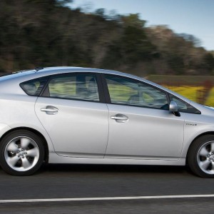 2010 toyota prius photo