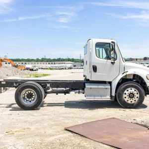 2011 freightliner xbp-rear-engine-commercial-bus-chassis photo