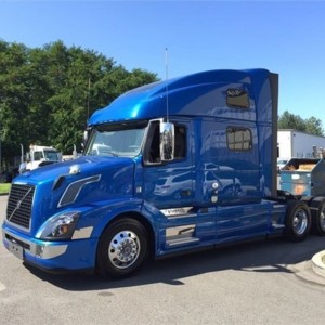 2013 volvo-truck vnl photo