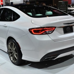 2014 chrysler 200 photo