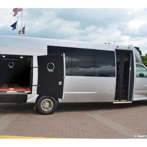 2014 ford e-450 photo