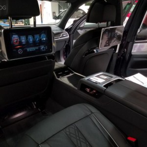 2016 bmw 750i photo