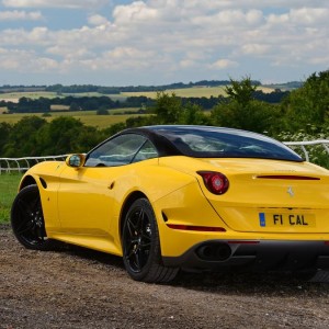 2016 ferrari california-t photo