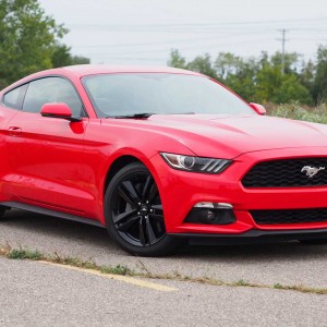 2016 ford mustang photo