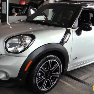 2016 mini cooper-s-countryman-all4 photo