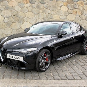 2017 alfa-romeo giulia-952 photo