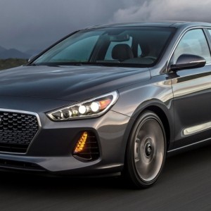 2017 hyundai elantra-gt photo