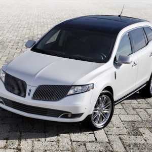 2017 lincoln mkt photo