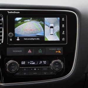 2017 mitsubishi outlander photo