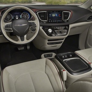 2018 chrysler pacifica photo