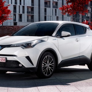 2018 toyota c-hr photo