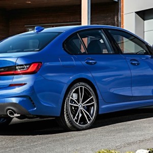 2019 bmw 330i photo