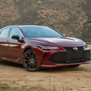 2019 toyota avalon photo